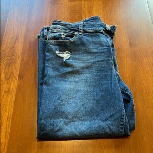 Maurices Distressed Ankle Jeans in Deep Blue